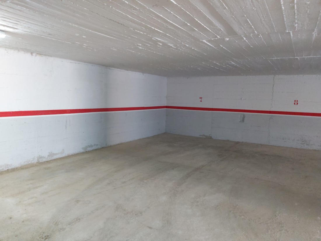 Parking 8 Zona Hotel Alga